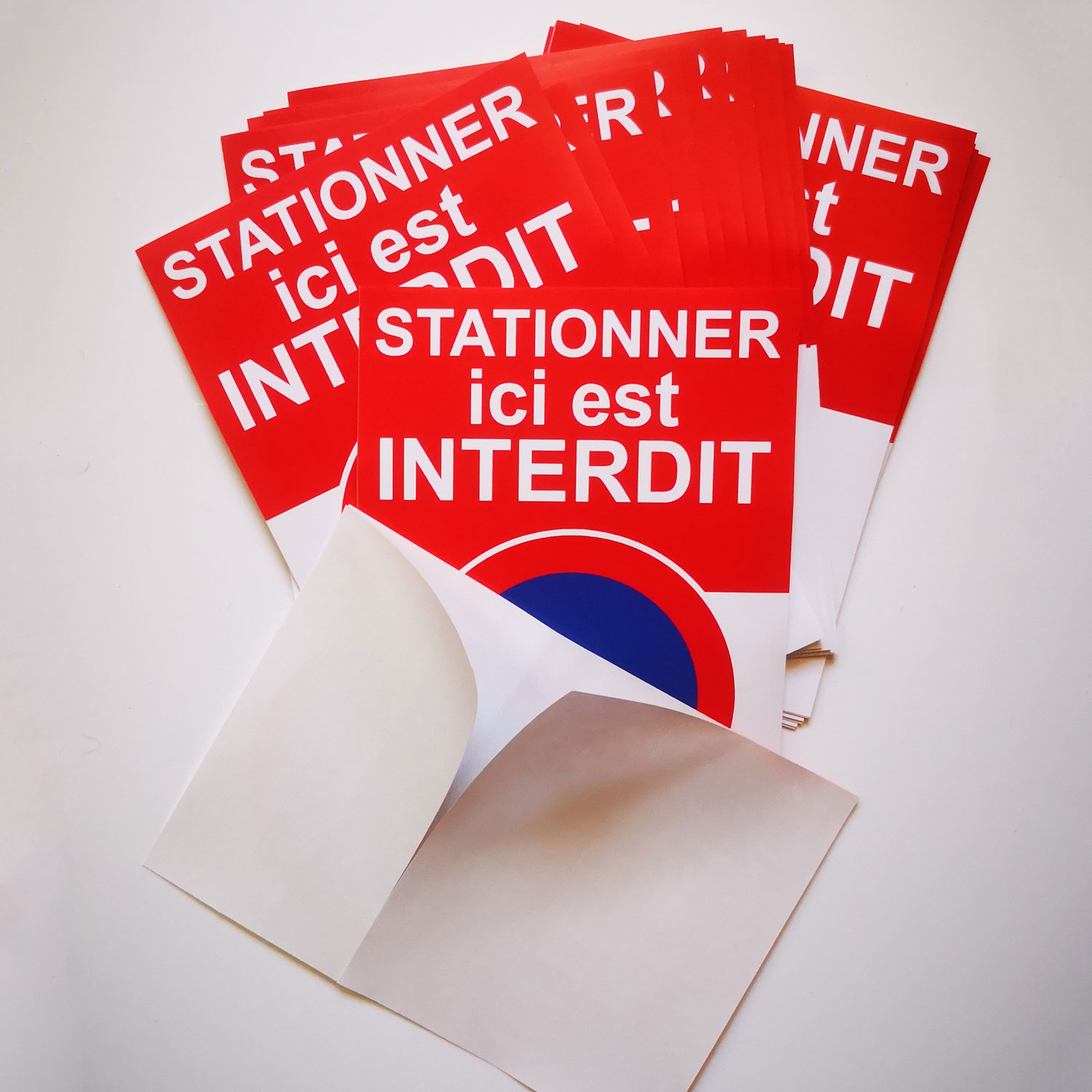 autocollants stationnement interdit